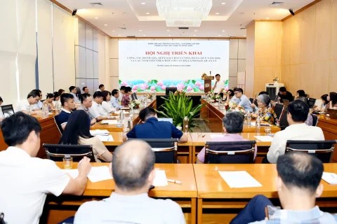 Lãnh đạo Đại học Kinh tế Quốc dân kiểm tra công tác học tập GDQP&AN của sinh viên Chương trình Tiên tiến, Chất lượng cao, BA & POHE năm 2026